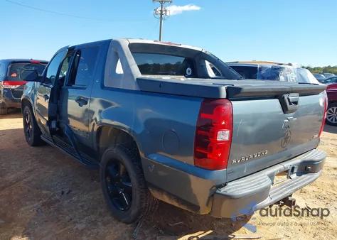 2008 Chevrolet Avalanche 1500 Ls z USA, uszkodzony, nr VIN 3GNEC12048G181733